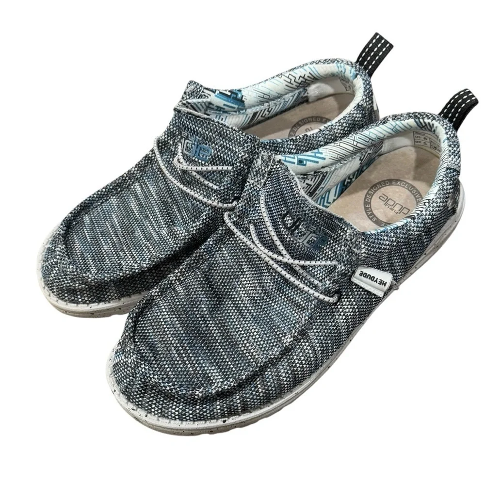 Hey Dude Wally Lake Slip On Shoe Men’s 6 Blue Striped Buckle Exclusive Comfort - Picture 2 of 11